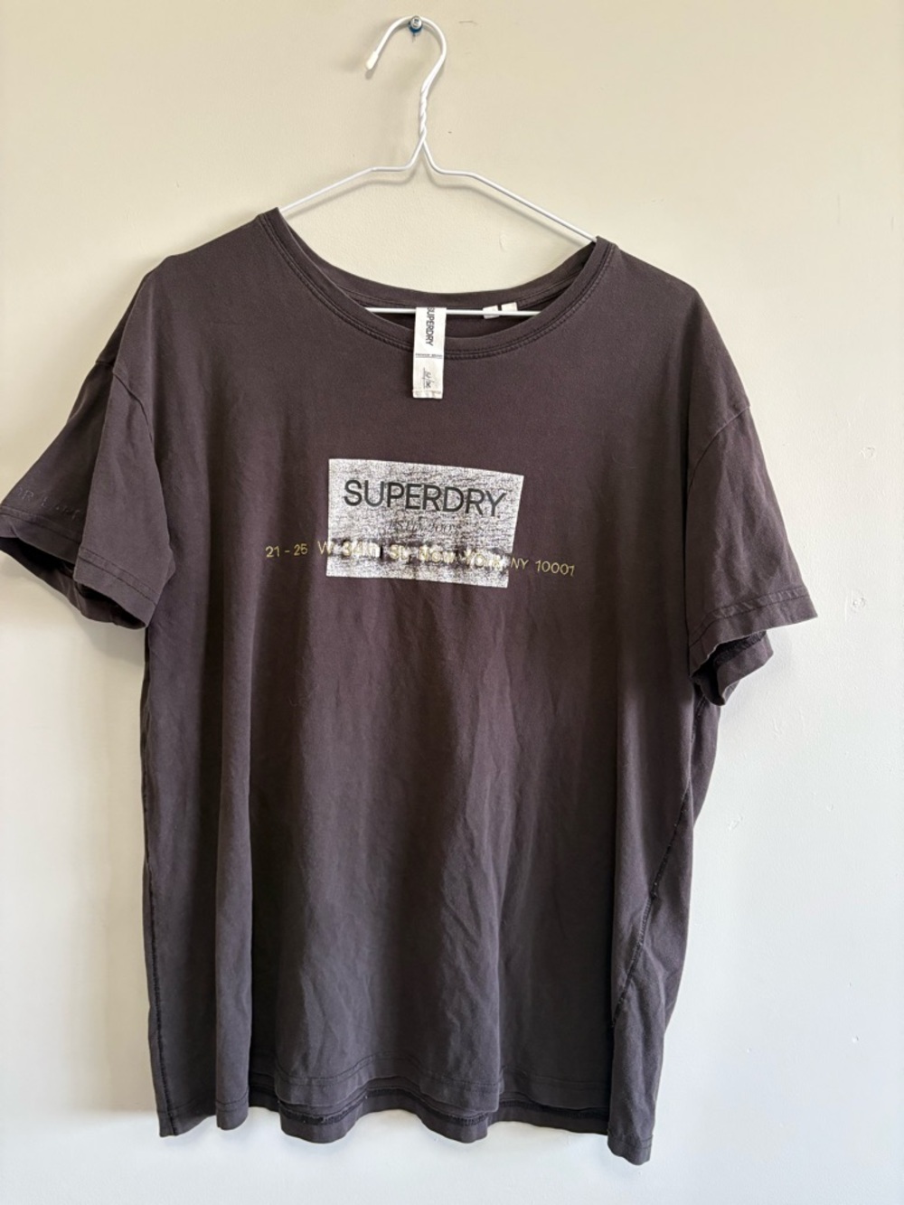 Superdry Women’s Size 8 Medium T-Shirt